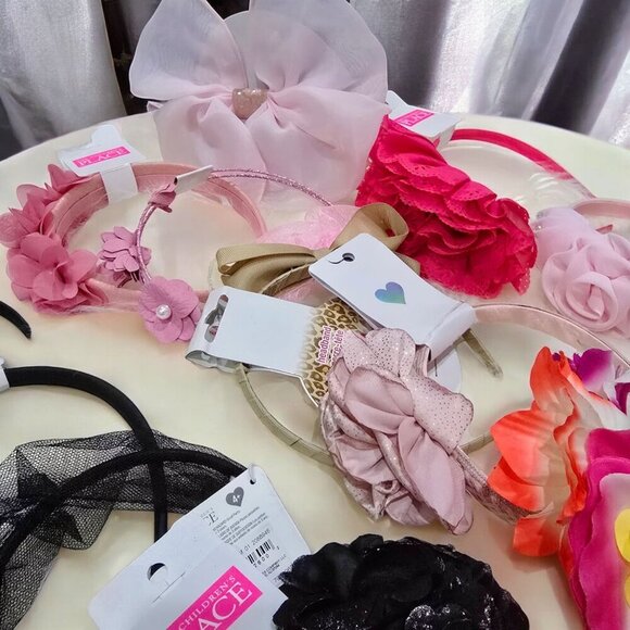 Lot of 17 ✦ Girl’s Headbands ✦ Floral, Glitter, Festive Variety NWT - Picture 10 of 14